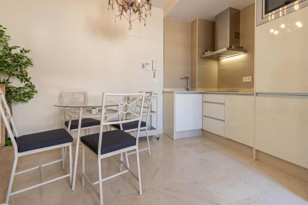 Lumbreras Deluxe Suite By Valcambre Seville Exterior photo