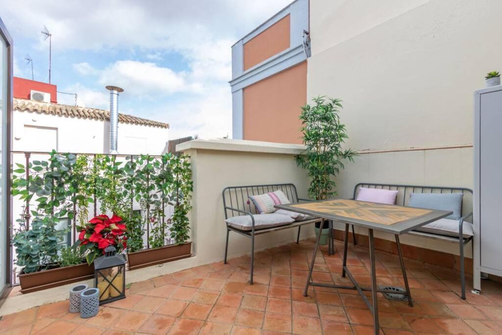 Lumbreras Deluxe Suite By Valcambre Seville Exterior photo