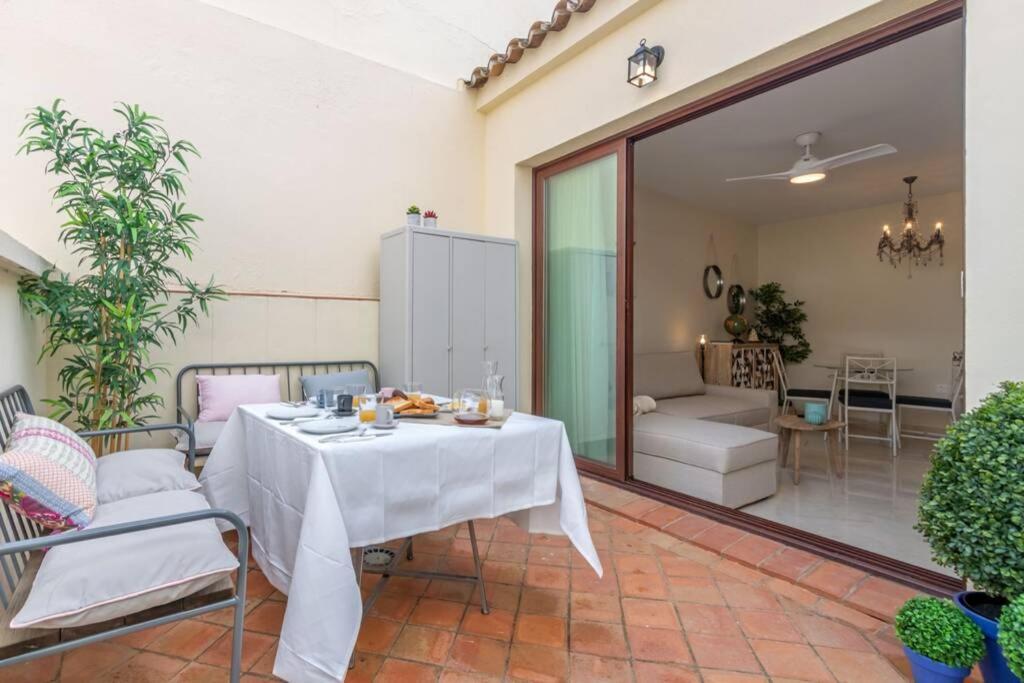 Lumbreras Deluxe Suite By Valcambre Seville Exterior photo